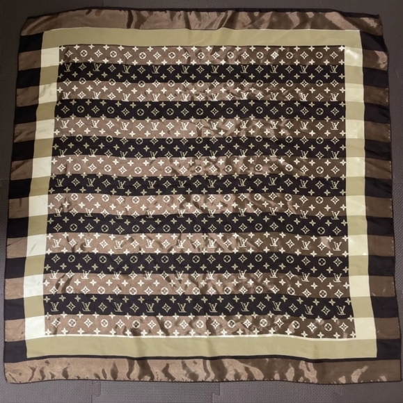 Auth Louis Vuitton Monogram Brown/Biege Silk Scarf - Picture 4 of 7
